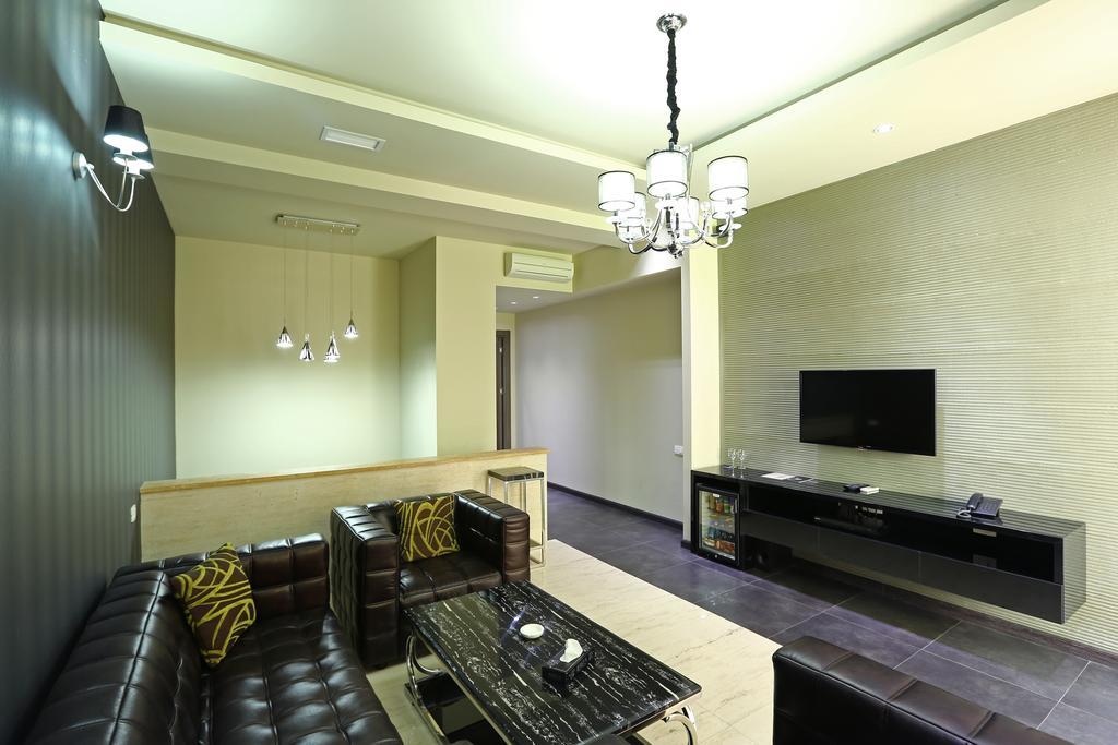 Ibiza Hotel&Spa Yerevan Ngoại thất bức ảnh