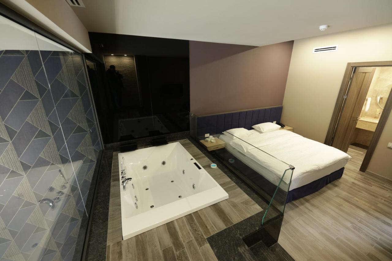Ibiza Hotel&Spa Yerevan Ngoại thất bức ảnh